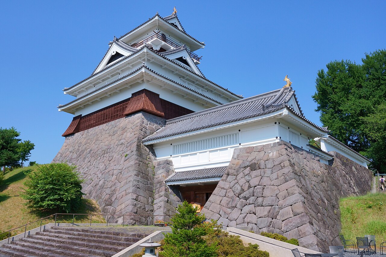 Kaminoyama Castle — Japan castle