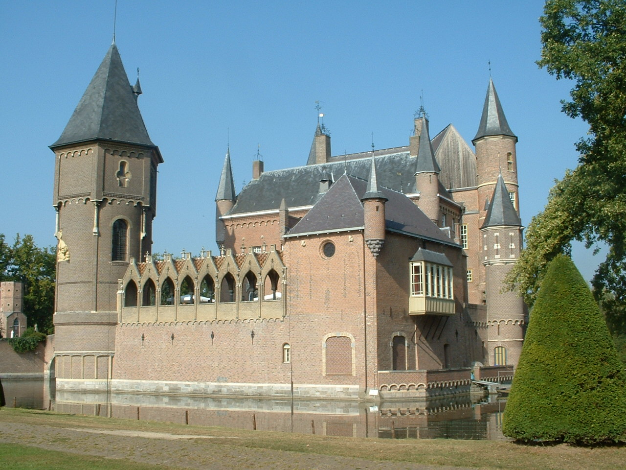 Heeswijk Castle — Netherlands castle