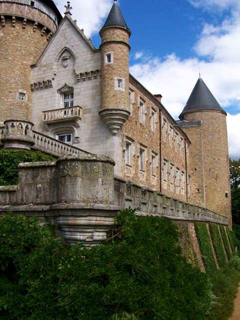 Château de Busset — France castle