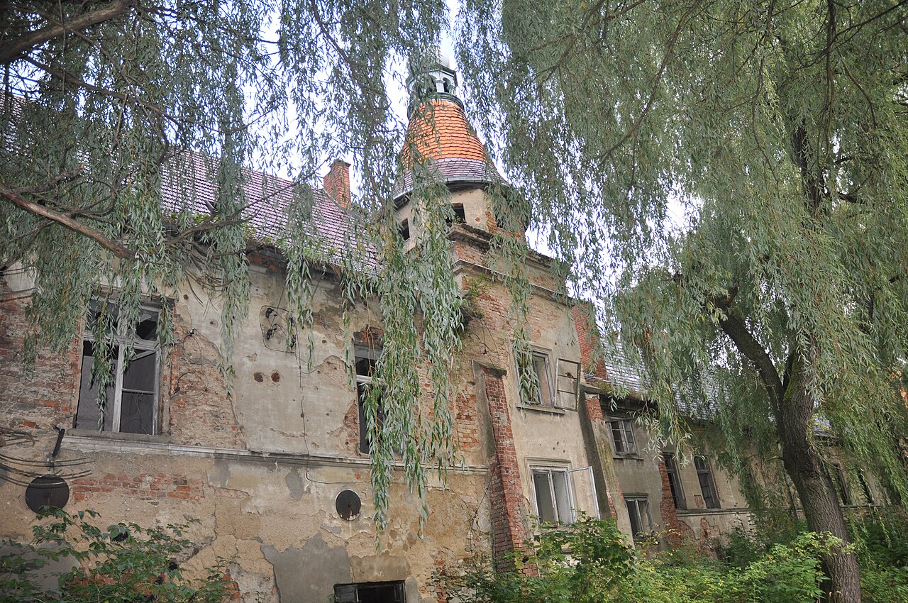 Łąka Prudnicka — Poland castle
