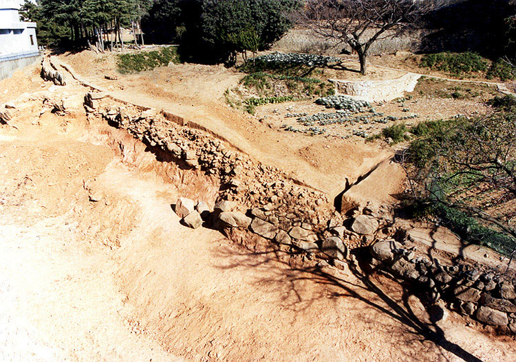 Fortress site of Gyeongsang Jwasuyeong — Korea (Republic of) castle