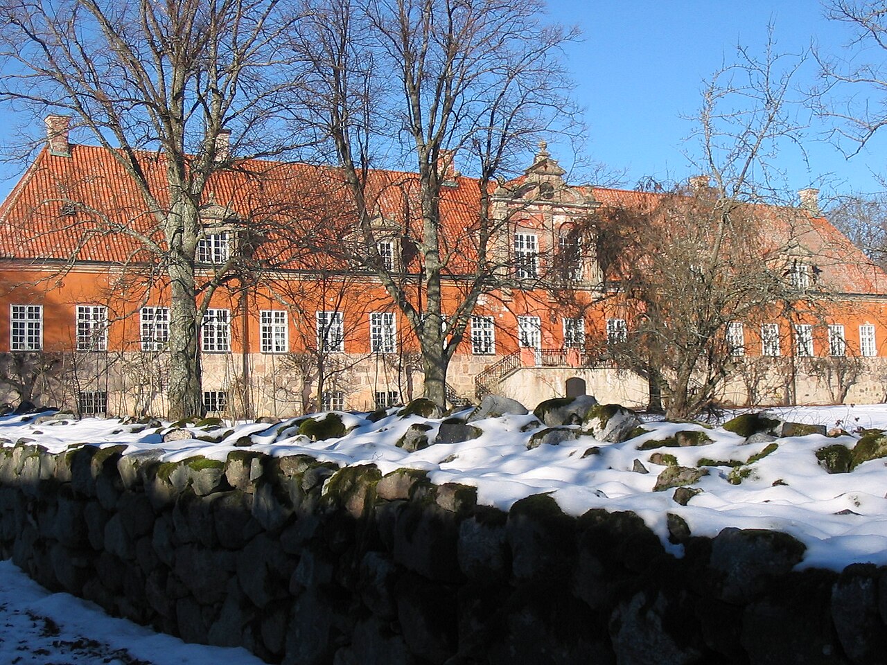 Fiholm Castle — Sweden castle
