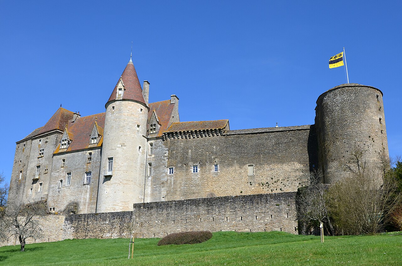 Châteauneuf Castle — France castle