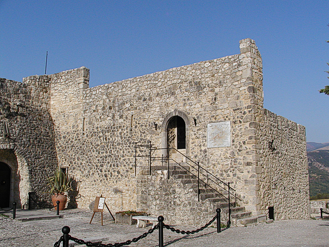 Castello di Salle — Italy castle