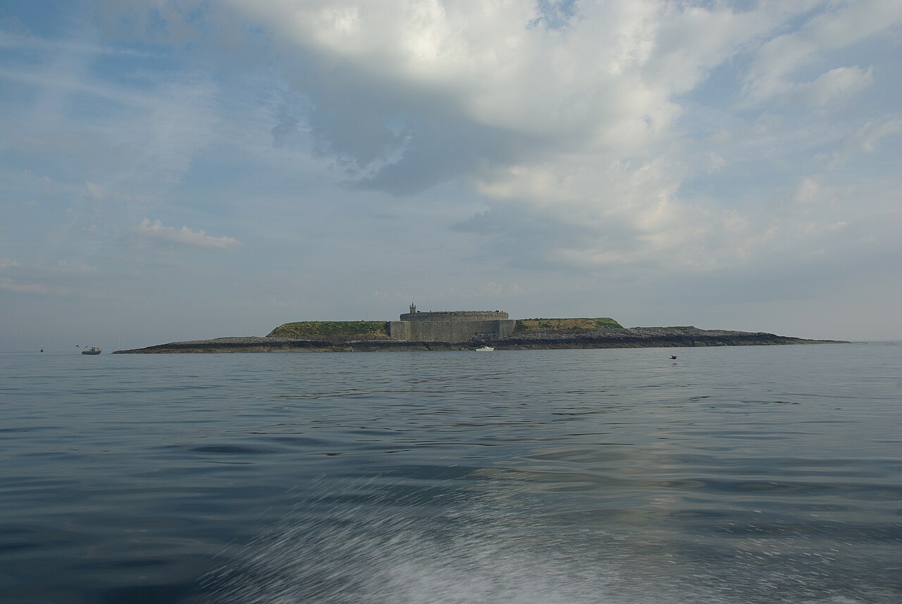 Îles Saint-Marcouf — France castle
