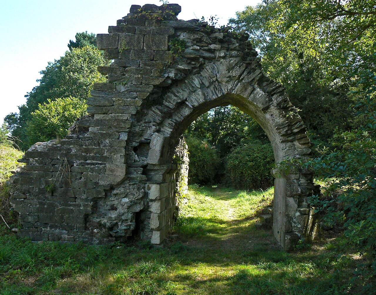 Château de Joyeuse Garde — France castle