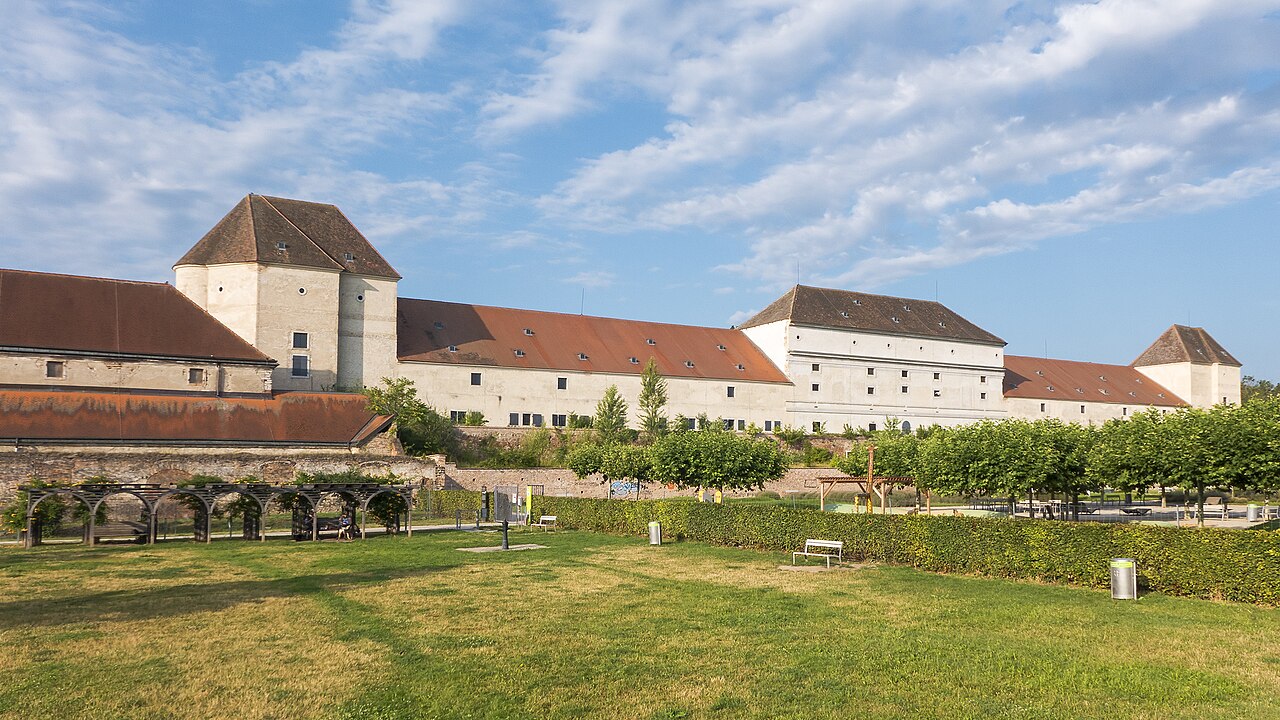 Neugebäude Palace — Austria castle