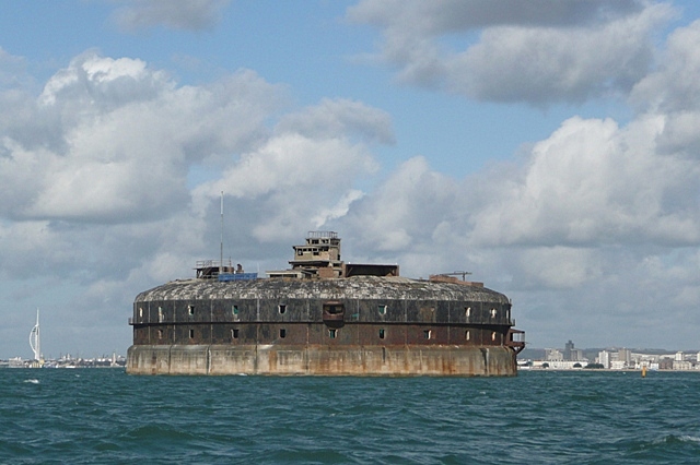 Horse Sand Fort — United Kingdom of Great Britain and Northern Ireland castle