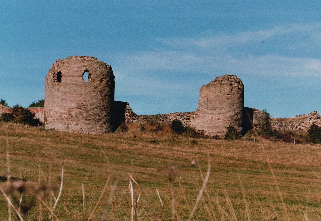 Chartley Castle — United Kingdom of Great Britain and Northern Ireland castle