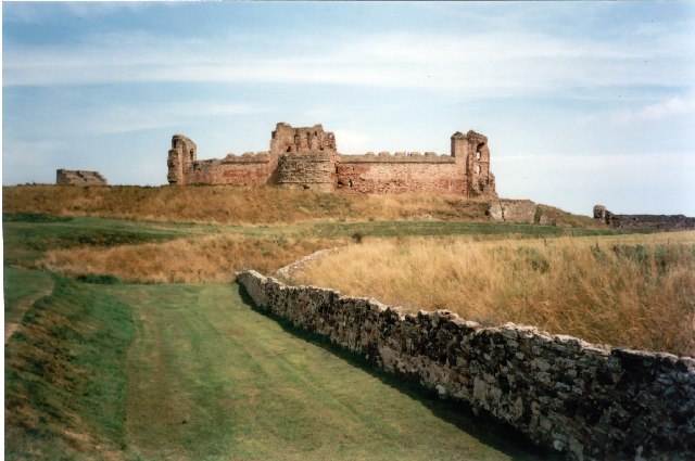 Tantallon Castle — United Kingdom of Great Britain and Northern Ireland castle