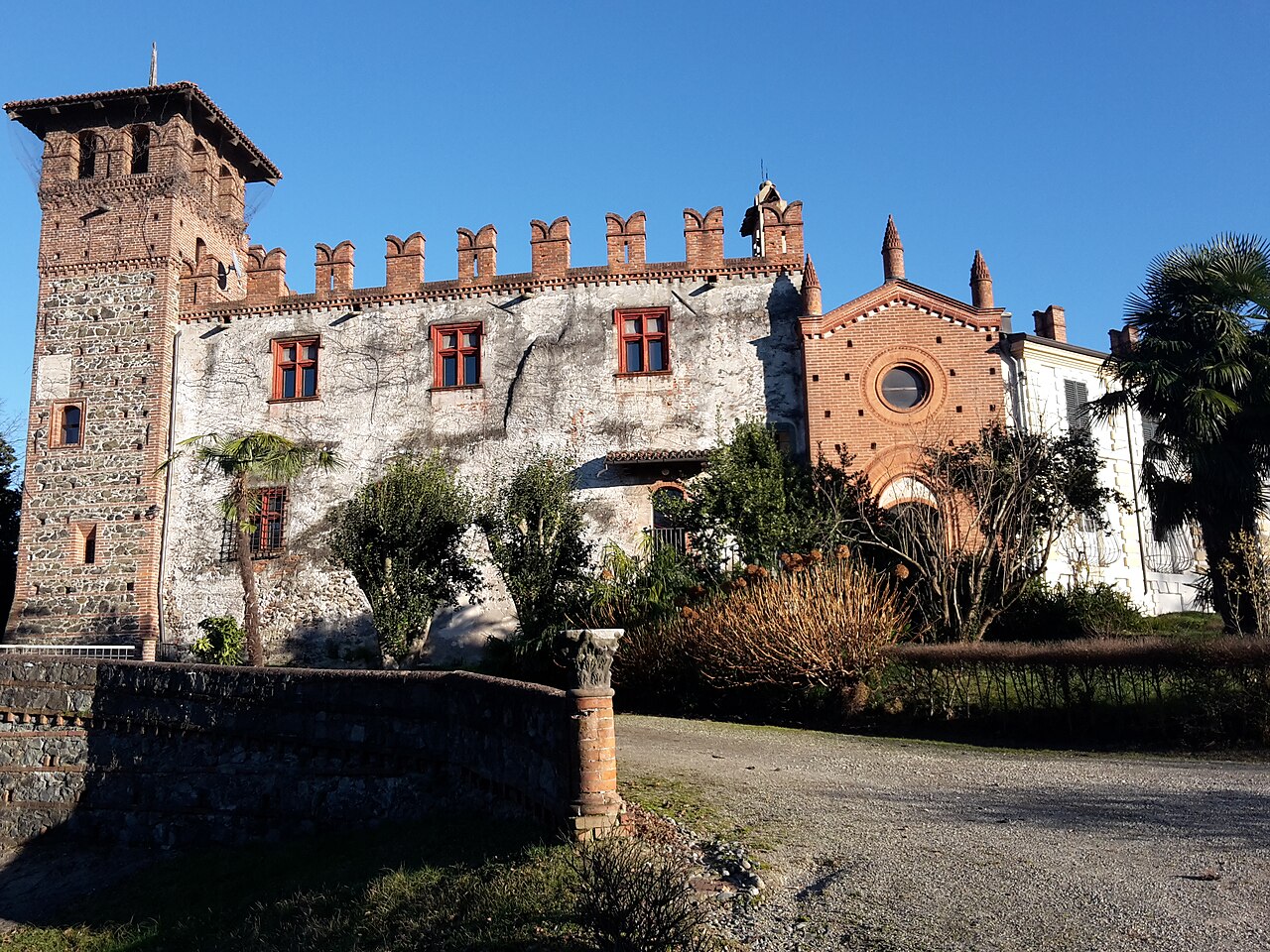 Banchette Castle — Italy castle
