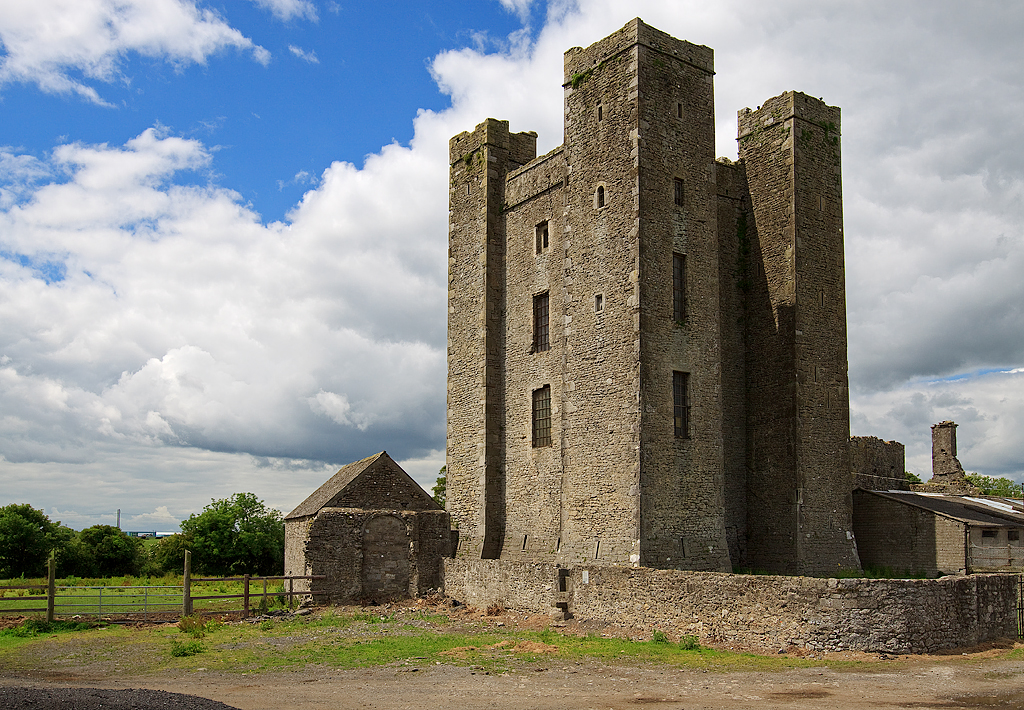 Dunsoghly Castle — Ireland castle