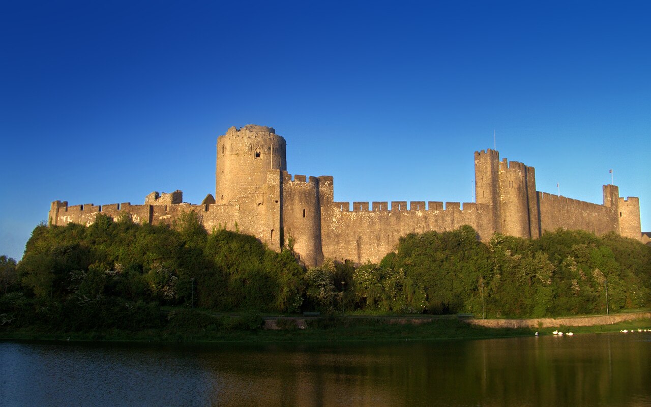 Pembroke Castle — United Kingdom of Great Britain and Northern Ireland castle