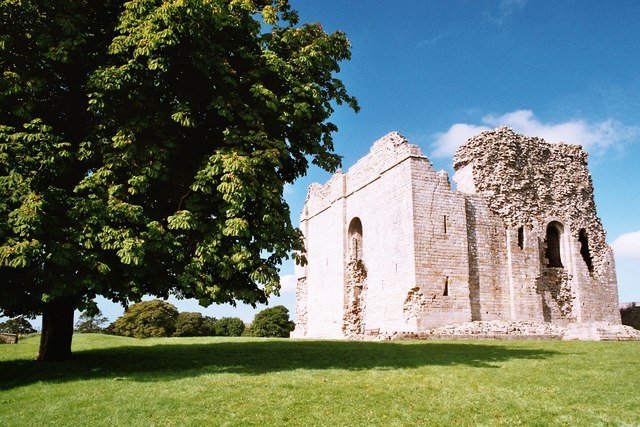 Bowes Castle — United Kingdom of Great Britain and Northern Ireland castle