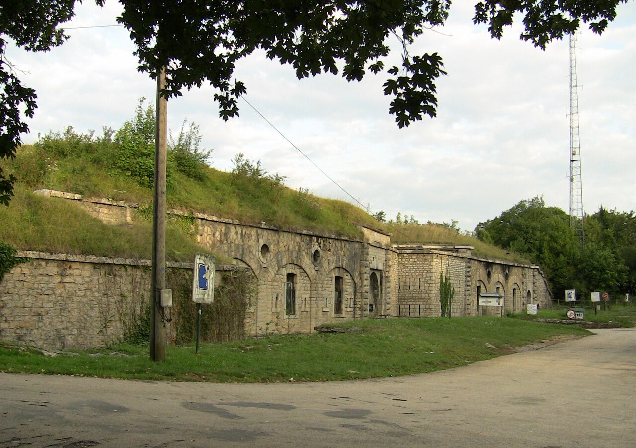 Fort of Planoise — France castle