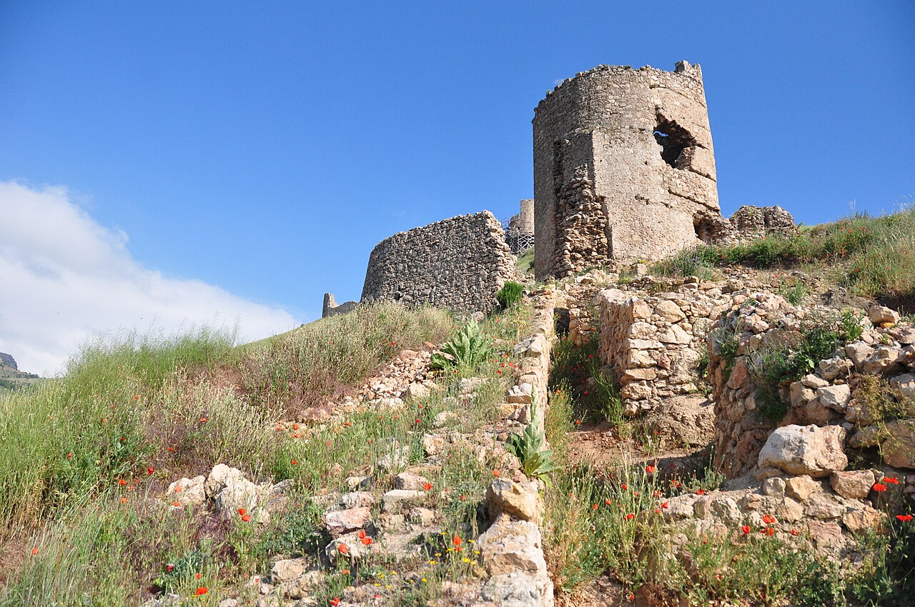 Cembalo — Ukraine castle