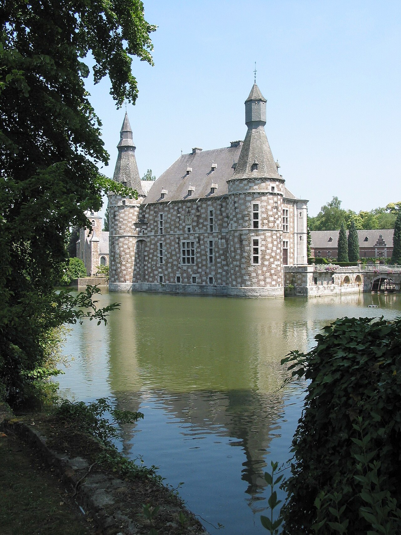 Jehay Castle — Belgium castle