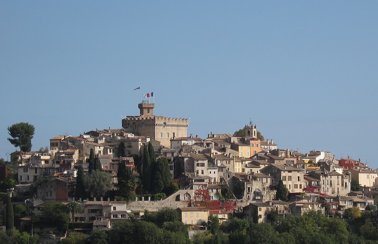 Château Grimaldi — France castle
