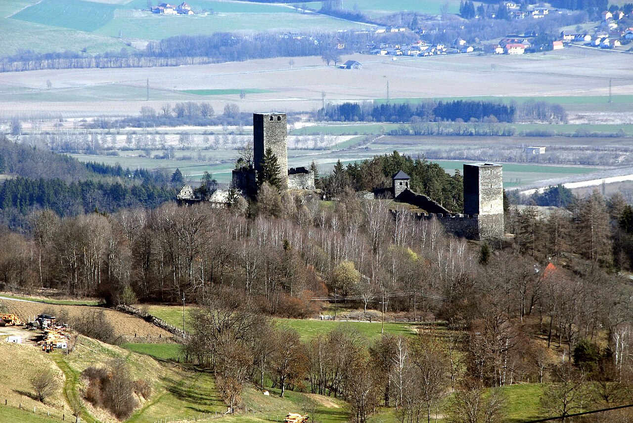 Burgruine Liebenfels — Austria castle